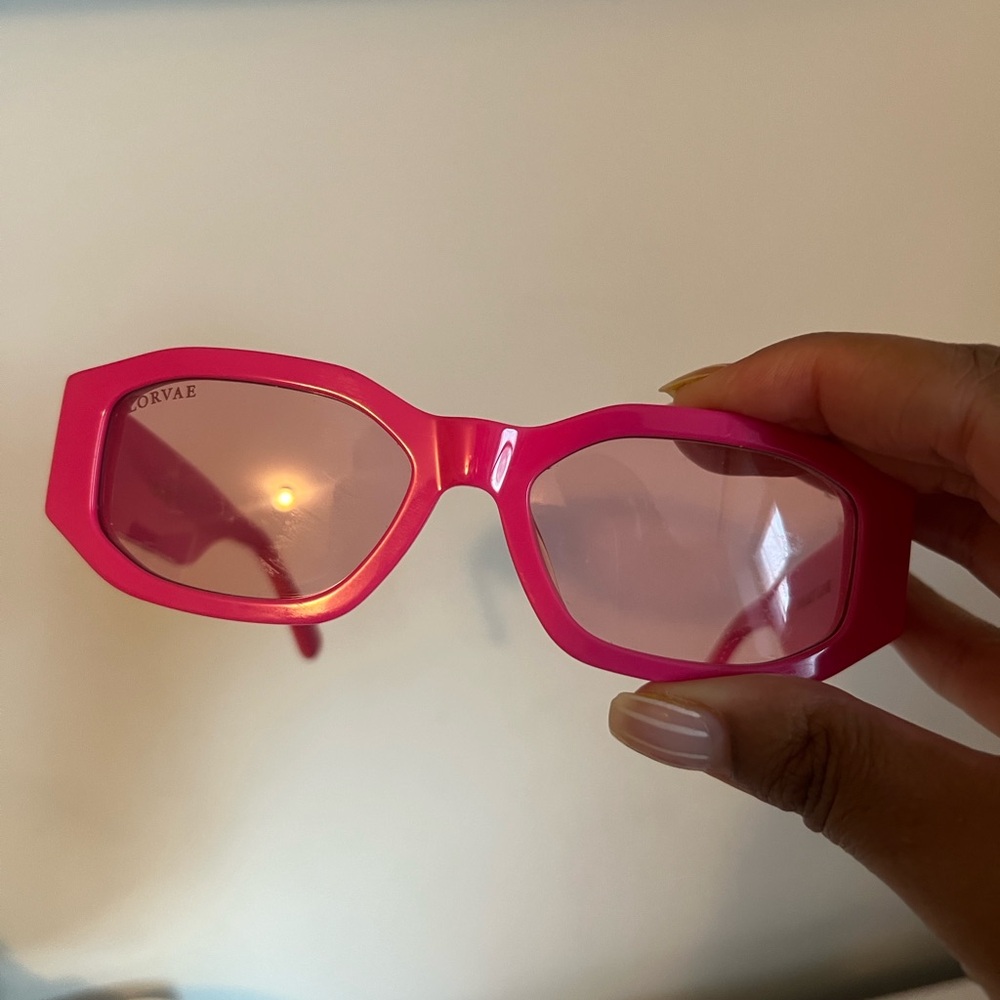 LORVAE - Sneaky Link Pink Sunglasses - Picture 5 of 7